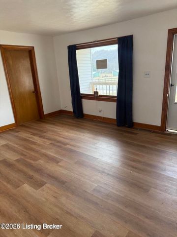 1435 Knob Creek Rd, Shepherdsville, KY 40165