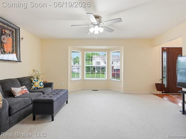 6729 Eckerman Drive, Troy, MI 48085