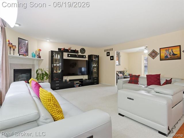 6729 Eckerman Drive, Troy, MI 48085