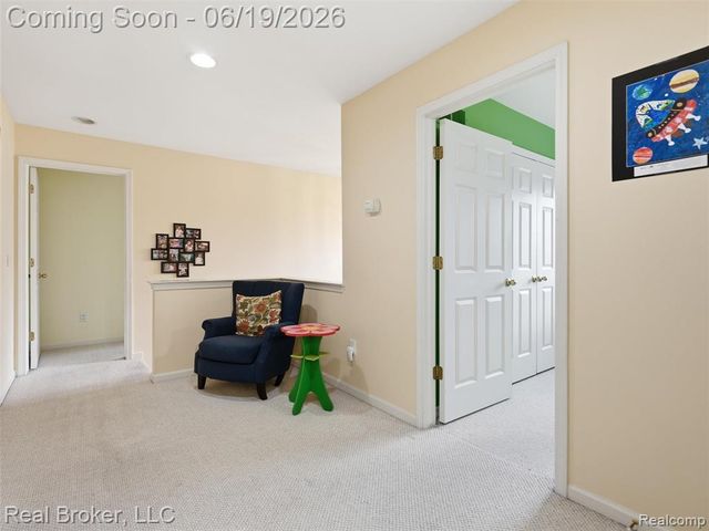 6729 Eckerman Drive, Troy, MI 48085