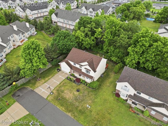 6729 Eckerman Drive, Troy, MI 48085