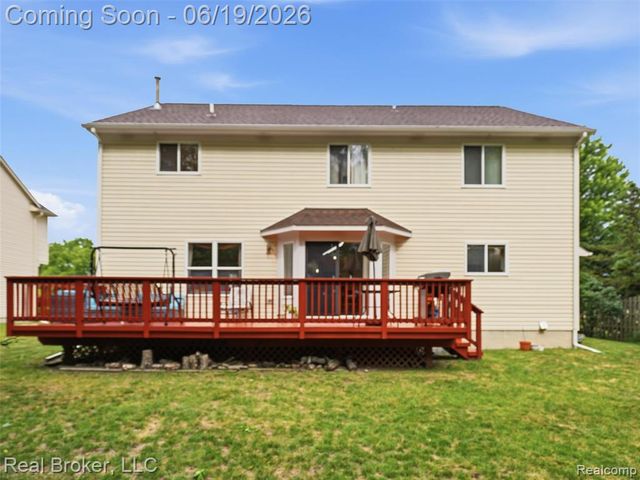 6729 Eckerman Drive, Troy, MI 48085