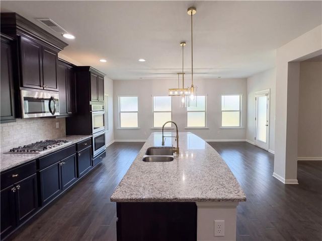 2144 Airline Road, Mcdonough, GA 30252