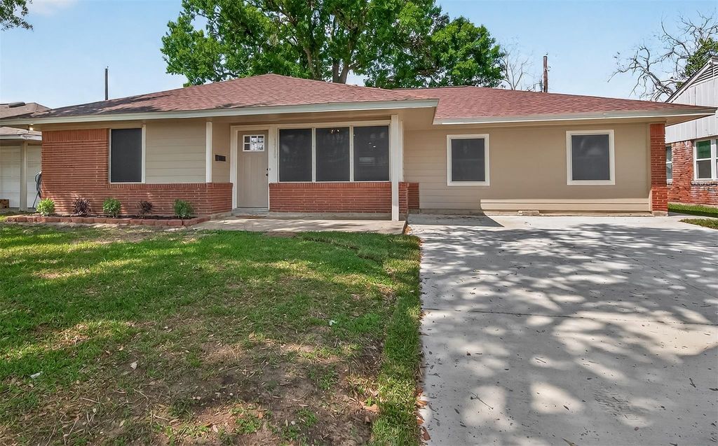 1312 Leneva Lane, Pasadena, TX 77502