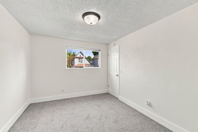 1915 W Boone Ave, Spokane, WA 99201
