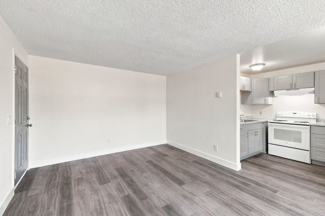 1915 W Boone Ave, Spokane, WA 99201
