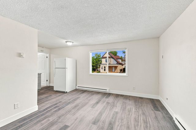 1915 W Boone Ave, Spokane, WA 99201