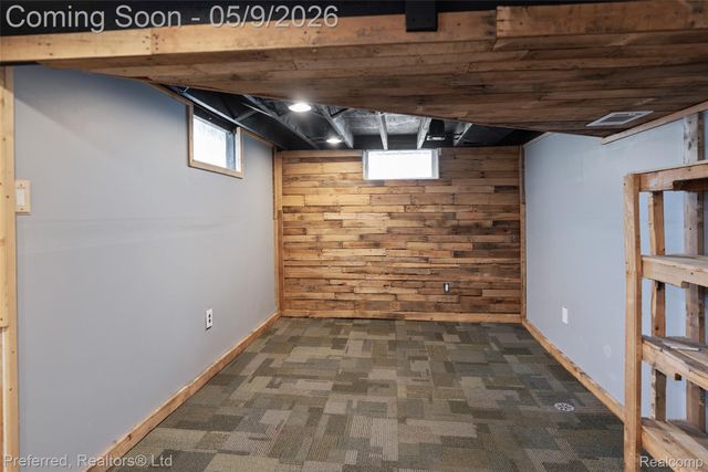 31536 Hazelwood Street, Westland, MI 48186
