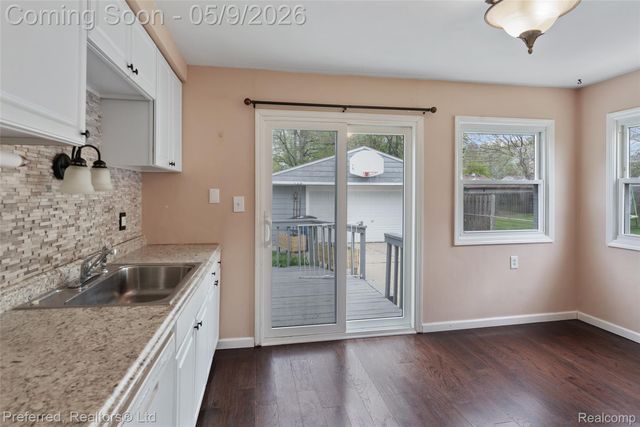 31536 Hazelwood Street, Westland, MI 48186