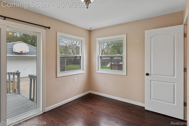 31536 Hazelwood Street, Westland, MI 48186