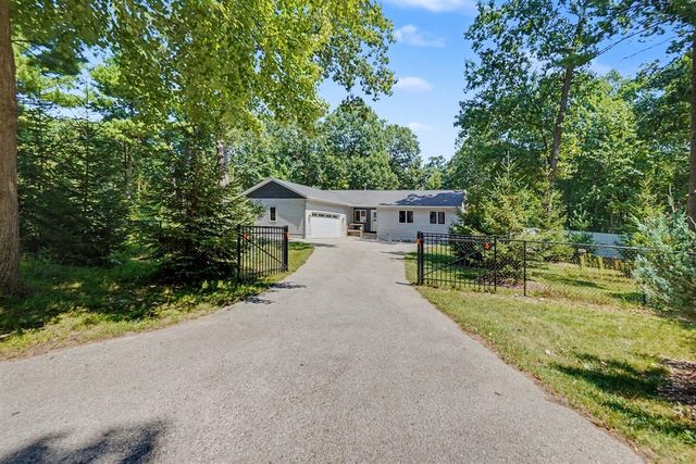 8270 Sheridan Street, Montague, MI 49437