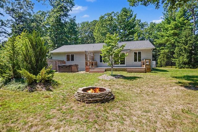 8270 Sheridan Street, Montague, MI 49437