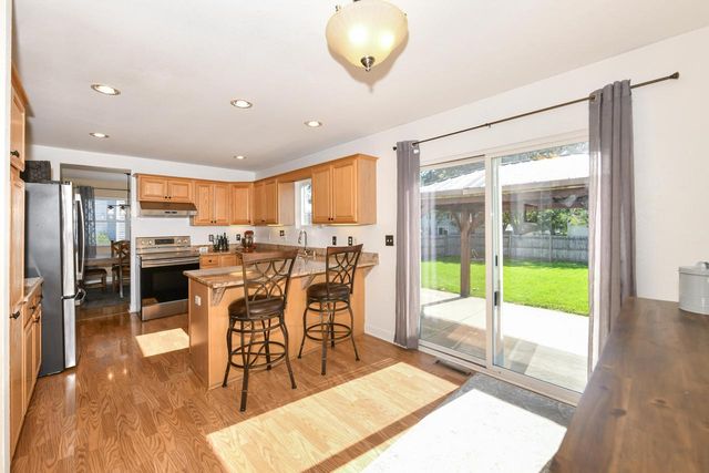 2819 Frontier DRIVE, Racine, WI 53404
