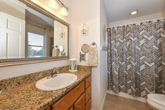 2819 Frontier DRIVE, Racine, WI 53404