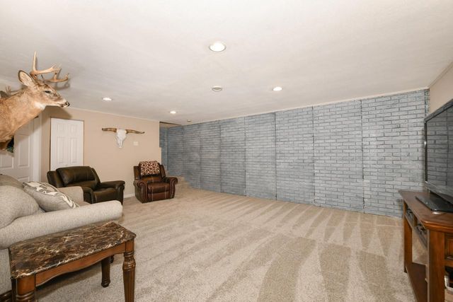 2819 Frontier DRIVE, Racine, WI 53404