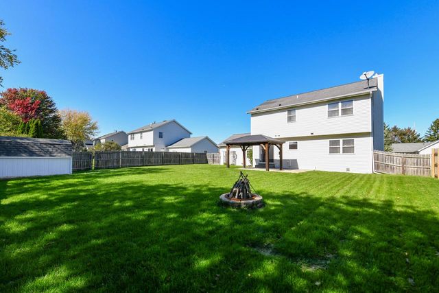 2819 Frontier DRIVE, Racine, WI 53404