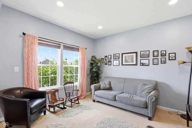 5825 Somerset Boulevard E, Bargersville, IN 46106