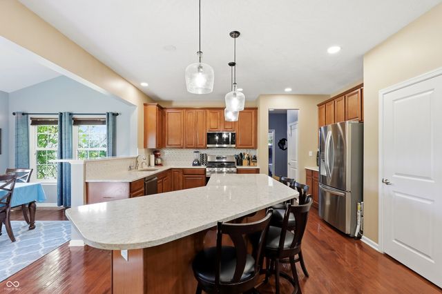 5825 Somerset Boulevard E, Bargersville, IN 46106
