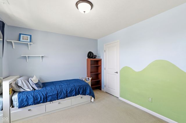 5825 Somerset Boulevard E, Bargersville, IN 46106