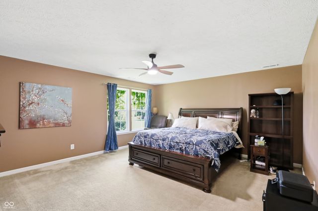 5825 Somerset Boulevard E, Bargersville, IN 46106