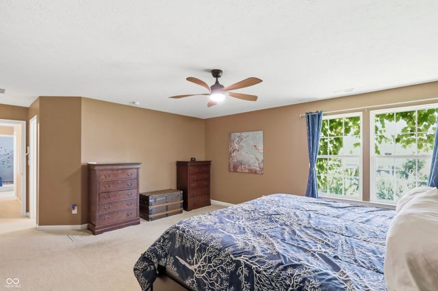 5825 Somerset Boulevard E, Bargersville, IN 46106