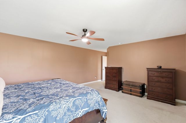 5825 Somerset Boulevard E, Bargersville, IN 46106