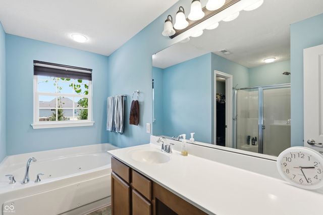 5825 Somerset Boulevard E, Bargersville, IN 46106