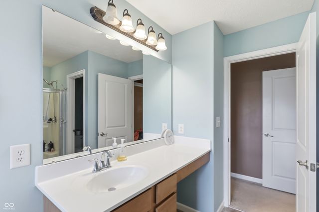 5825 Somerset Boulevard E, Bargersville, IN 46106