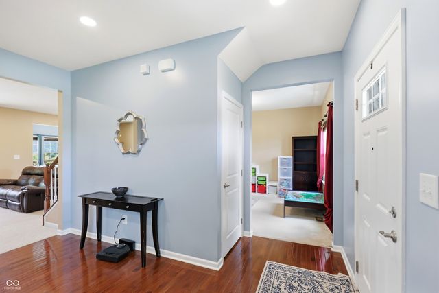 5825 Somerset Boulevard E, Bargersville, IN 46106