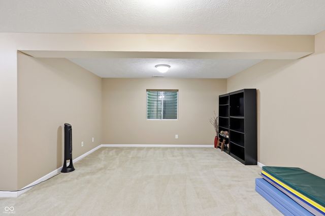 5825 Somerset Boulevard E, Bargersville, IN 46106