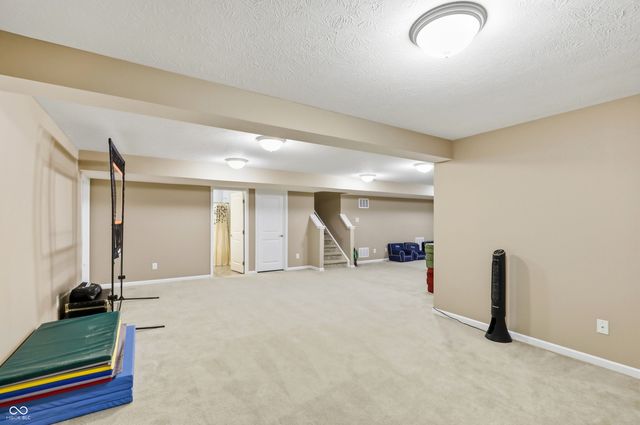 5825 Somerset Boulevard E, Bargersville, IN 46106