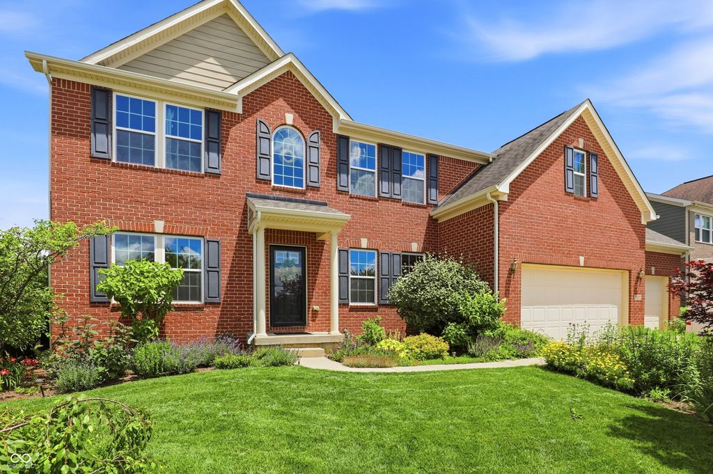 5825 Somerset Boulevard E, Bargersville, IN 46106