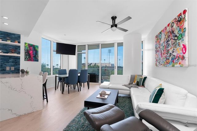 175 1ST STREET S 406, St Petersburg, FL 33701