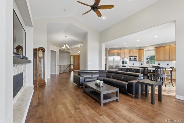 6732 Vista Lodge Loop, Castle Pines, CO 80108