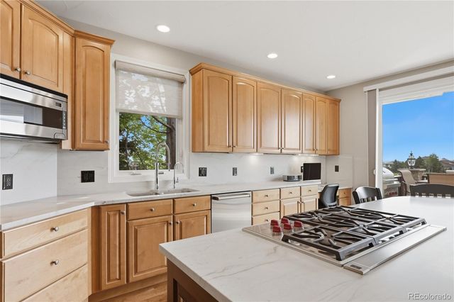 6732 Vista Lodge Loop, Castle Pines, CO 80108