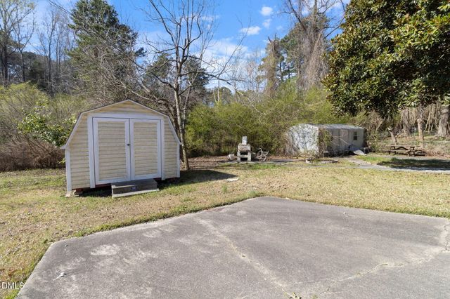 6117 Louise Street, Fayetteville, NC 28314