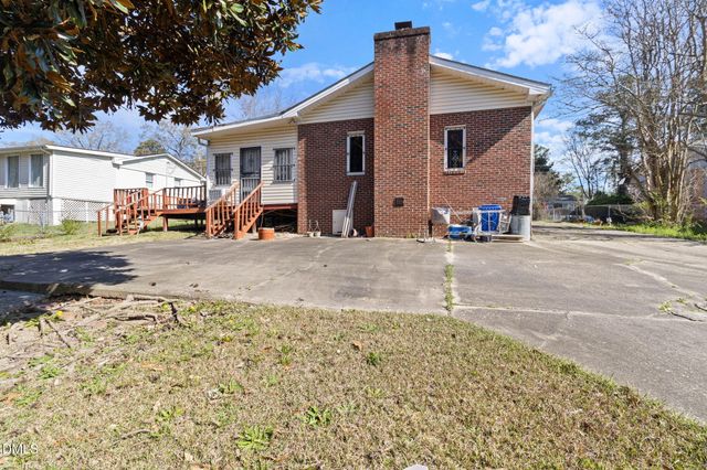 6117 Louise Street, Fayetteville, NC 28314