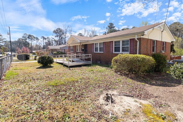 6117 Louise Street, Fayetteville, NC 28314