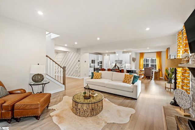 425 Oswego Court, Greenville, SC 29607