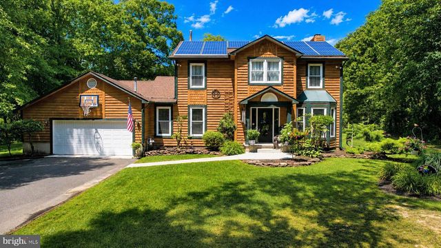 4 WHITEWATER LN, Egg Harbor Township, NJ 08234