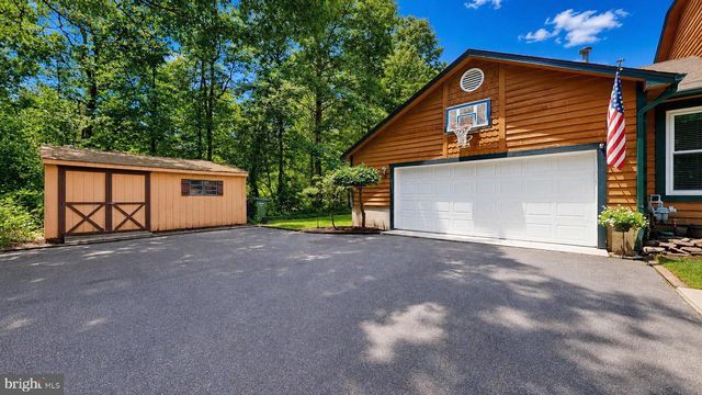4 WHITEWATER LN, Egg Harbor Township, NJ 08234