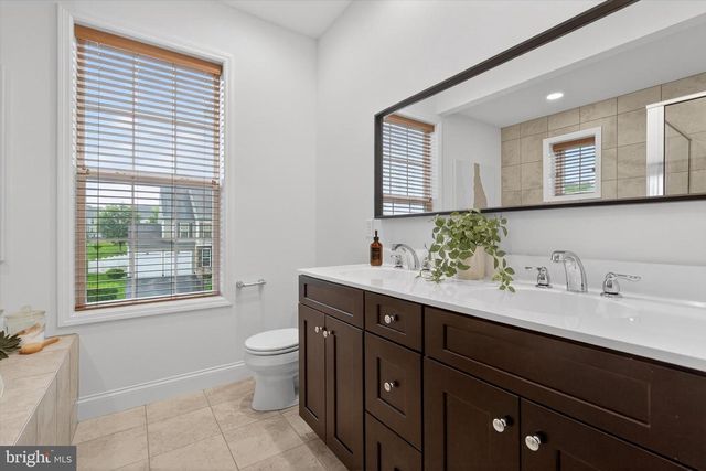 87 EDRIS LANE, Mechanicsburg, PA 17050