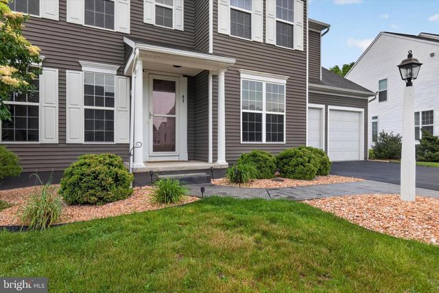 87 EDRIS LANE, Mechanicsburg, PA 17050