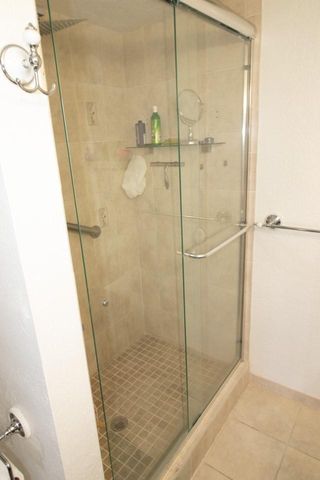 6007 CORAL LAKE Drive 107, Margate, FL 33063