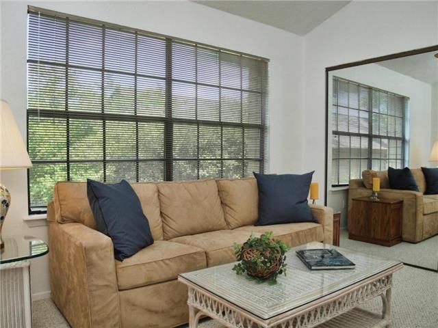 7122 Wood Hollow DR 10, Austin, TX 78731