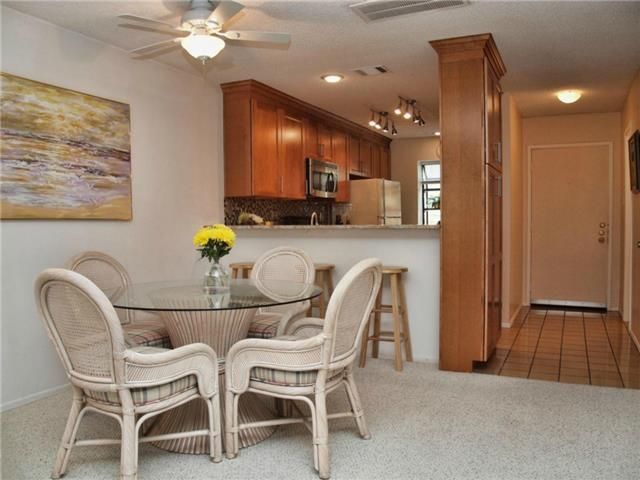 7122 Wood Hollow DR 10, Austin, TX 78731