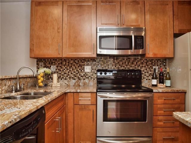 7122 Wood Hollow DR 10, Austin, TX 78731