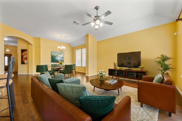 2519 Llano Springs Drive, Katy, TX 77494