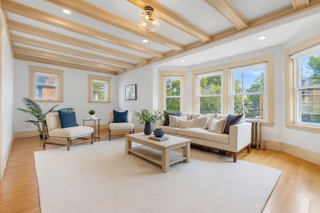 354 School Street 354, Watertown, MA 02472