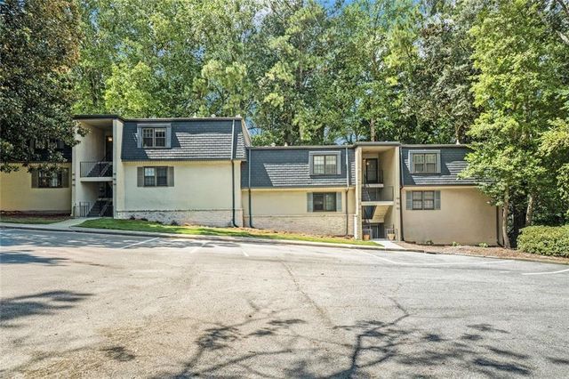 94 Rosaire NW Place, Atlanta, GA 30327